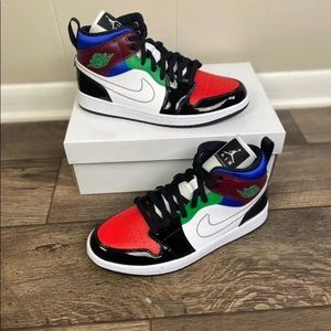 Women’s Air Jordan 1 Mid SE Black White